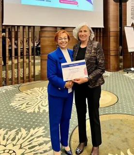 Prof. Dr. Ayşe Serdaroğlu profilinde yer alan galeri fotoğrafı.