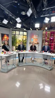 Prof. Dr. Leyla Zer profilinde yer alan galeri fotoğrafı.