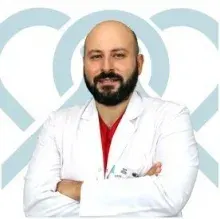 Op. Dr. Burak Köprü — Üroloji, Ankara. Portre fotoğrafı.