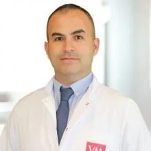 Op. Dr. Hüseyin Nevzat Topçu — Ortopedi Ve Travmatoloji, Başiskele, Kocaeli. Portre fotoğrafı.