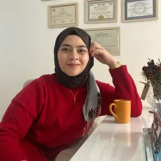 Psk. Merve Urfalıer — Psikoloji, Melikgazi, Kayseri. Portre fotoğrafı.