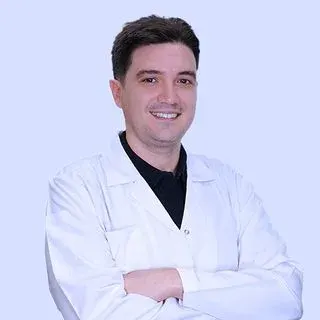 Op. Dr. İhsan Ceceli — Kulak Burun Boğaz, Batman. Portre fotoğrafı.