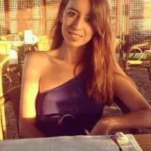Dyt. Aysima Duygu Aksoy — Diyetisyen, Ankara. Portre fotoğrafı.