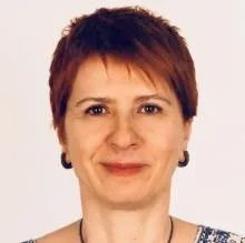 Op. Dr. Şefika Aksoy — Genel Cerrahi, İstanbul. Portre fotoğrafı.