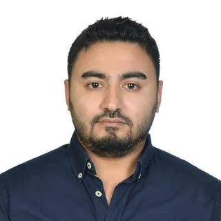 Op. Dr. Ghaith Hejazi — Kadın Hastalıkları Ve Doğum, Mersin. Portre fotoğrafı.