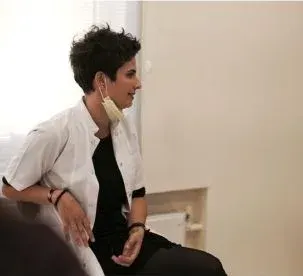 Dr. Dt. Gözde Çobanoğlu profilinde yer alan galeri fotoğrafı.