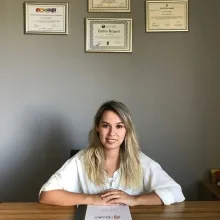 Psk. Gizem Karademir — Psikoloji, Antalya. Portre fotoğrafı.