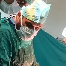 Doç. Dr. Serhat Cömert — Beyin Ve Sinir Cerrahisi, Ankara. Portre fotoğrafı.
