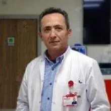 Op. Dr. Osman Nuri Akbulut — Üroloji, İstanbul. Portre fotoğrafı.