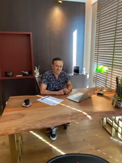 Prof. Dr. Ethem Şahin profilinde yer alan galeri fotoğrafı.