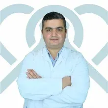 Uzm. Dr. Mustafa Gezer — İç Hastalıkları, Sincan, Ankara. Portre fotoğrafı.