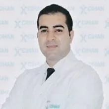 Op. Dr. Anar Karamov — Ortopedi Ve Travmatoloji, İzmit, Kocaeli. Portre fotoğrafı.