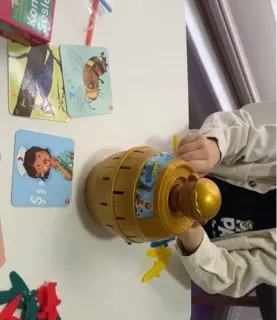 Dkt. Yurdagül Erdal profilinde yer alan galeri fotoğrafı.