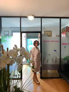 Uzm. Dr. Zeynep Pınar profilinde yer alan galeri fotoğrafı.