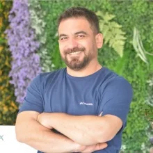 Dr. Dt. Ersan Çiçek — Samsun. Portre fotoğrafı.