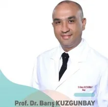 Prof. Dr. Barış Kuzgunbay — Üroloji, Adana. Portre fotoğrafı.