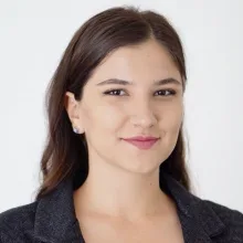 Psk. Asena Arı — Psikoloji. Portre fotoğrafı.