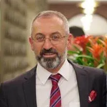 Prof. Dr. Mehmet Mahir Özmen — Genel Cerrahi, Çankaya, Ankara. Portre fotoğrafı.