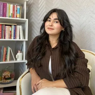 Psk. Nimet Yalçınkaya — Psikoloji, Kayseri. Portre fotoğrafı.