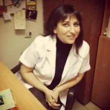 Fzt. Dilek Çekici — Fizyoterapi Ve Rehabilitasyon, Kadıköy, İstanbul. Portre fotoğrafı.