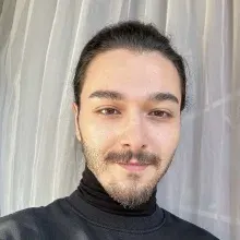 Psk. Batuhan Kılıç — Psikoloji, İstanbul. Portre fotoğrafı.