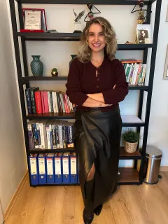 Kl. Psk. Özlem Ünde profilinde yer alan galeri fotoğrafı.