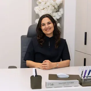 Dt. Sena Kurt Özyürek profilinde yer alan galeri fotoğrafı.