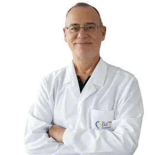 Op. Dr. Şükrü Subaşı — Kulak Burun Boğaz, Düzce. Portre fotoğrafı.