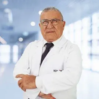 Prof. Dr. Osman Fadıl Kara — Kadın Hastalıkları Ve Doğum, Amasya. Portre fotoğrafı.
