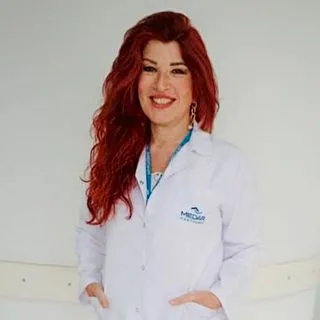 Op. Dr. Soley Esmer — Kadın Hastalıkları Ve Doğum, Gebze, Kocaeli. Portre fotoğrafı.
