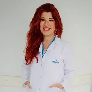 Op. Dr. Soley Esmer — Kadın Hastalıkları Ve Doğum, Gebze, Kocaeli. Portre fotoğrafı.