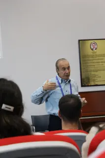 Prof. Dr. Kadircan Keskinbora profilinde yer alan galeri fotoğrafı.