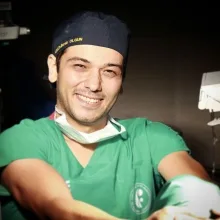 Op. Dr. Burak Olgun — Kulak Burun Boğaz, Bakırköy, İstanbul. Portre fotoğrafı.