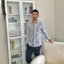 Psk. Dan. Evren Yıldız — Psikolojik Danışma ve Rehberlik, Ankara. Portre fotoğrafı.