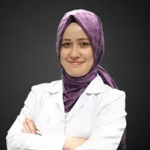 Uzm. Fzt. Ayşenur Özeren — Fizyoterapi Ve Rehabilitasyon, Ankara. Portre fotoğrafı.