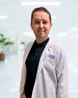 Op. Dr. Taner Kafadar profilinde yer alan galeri fotoğrafı.