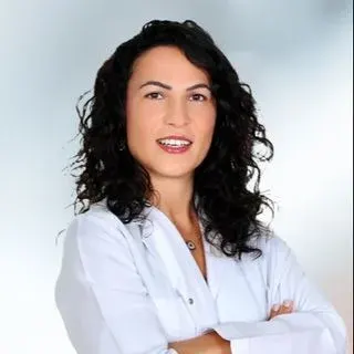 Uzm. Dr. Elif Vayvada Ruşen — Çocuk Sağlığı Ve Hastalıkları, Pendik, İstanbul. Portre fotoğrafı.