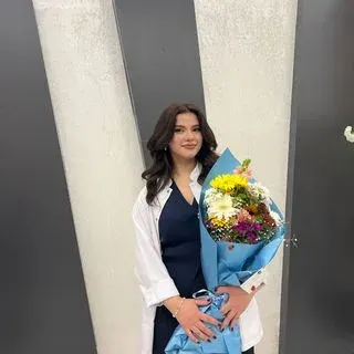 Dkt. Beyzanur Göbül — Dil ve Konuşma Terapisi, Kayseri. Portre fotoğrafı.