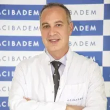 Op. Dr. Mustafa Emirleroğlu — Genel Cerrahi, İzmit, Kocaeli. Portre fotoğrafı.