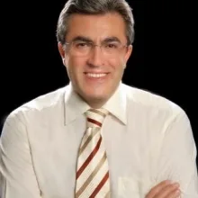 Op. Dr. Şahap İnmez — Kadın Hastalıkları Ve Doğum, Ankara. Portre fotoğrafı.