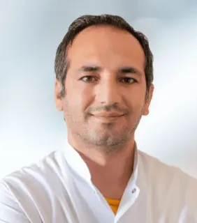 Op. Dr. Ömer Taşdemir profilinde yer alan galeri fotoğrafı.