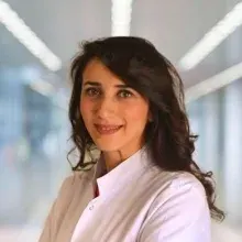 Op. Dr. Zeynep Orpak — Kadın Hastalıkları Ve Doğum, Denizli. Portre fotoğrafı.