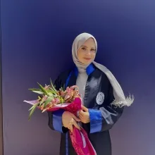 Dkt. Yaren Yüksel — Dil ve Konuşma Terapisi. Portre fotoğrafı.
