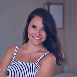 Uzm. Dt. Cansu Ertaş Bingöl profilinde yer alan galeri fotoğrafı.