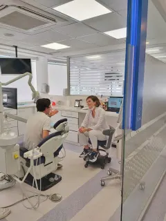 Dr. Dt. Begüm Ulaşan profilinde yer alan galeri fotoğrafı.