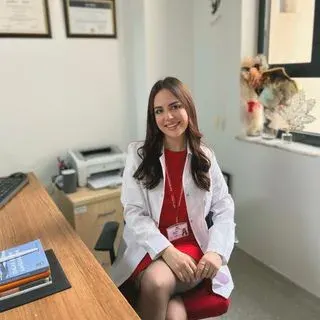 Psk. İlayda Algül — Psikoloji, Bafra, Samsun. Portre fotoğrafı.
