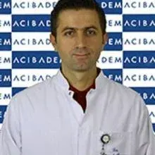 Fzt. Emrah Özcan — Fizyoterapi Ve Rehabilitasyon, Küçükçekmece, İstanbul. Portre fotoğrafı.