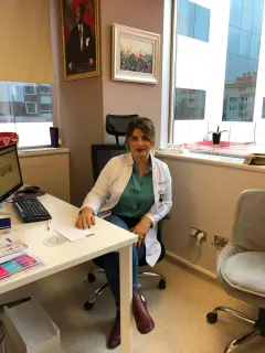 Op. Dr. Merve Karamahmutoğlu Cavıldak profilinde yer alan galeri fotoğrafı.