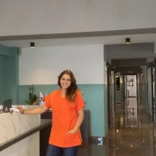Dt. Yaren Açan — Diş Hekimi, Manisa. Portre fotoğrafı.