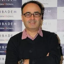Doç. Dr. Ferahim Yeşilyurt. Portre fotoğrafı.